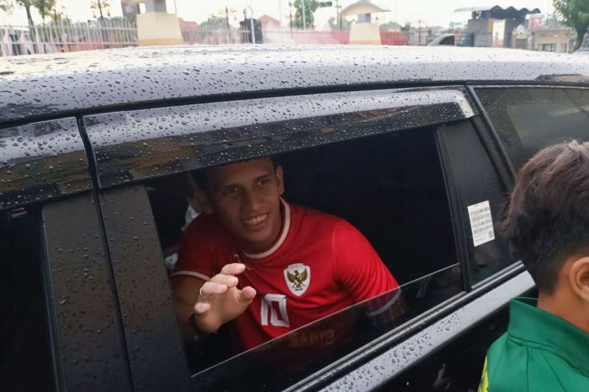 Transformasi Stadion: Meningkatkan Sepak Bola di Indonesia Bersama Egy Maulana