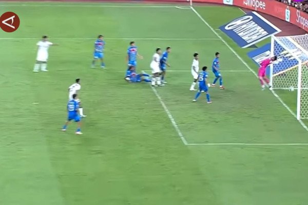 Gol Bunuh Diri Filipina Bawa Timnas Indonesia U-23 Menang 1-0 - ANTARA News