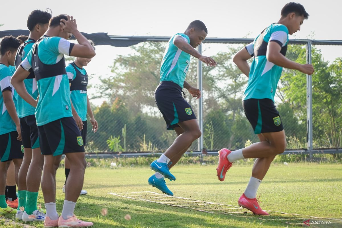 Analisis dan Prediksi Pertandingan Seru PSM vs Persebaya di BRI Super League