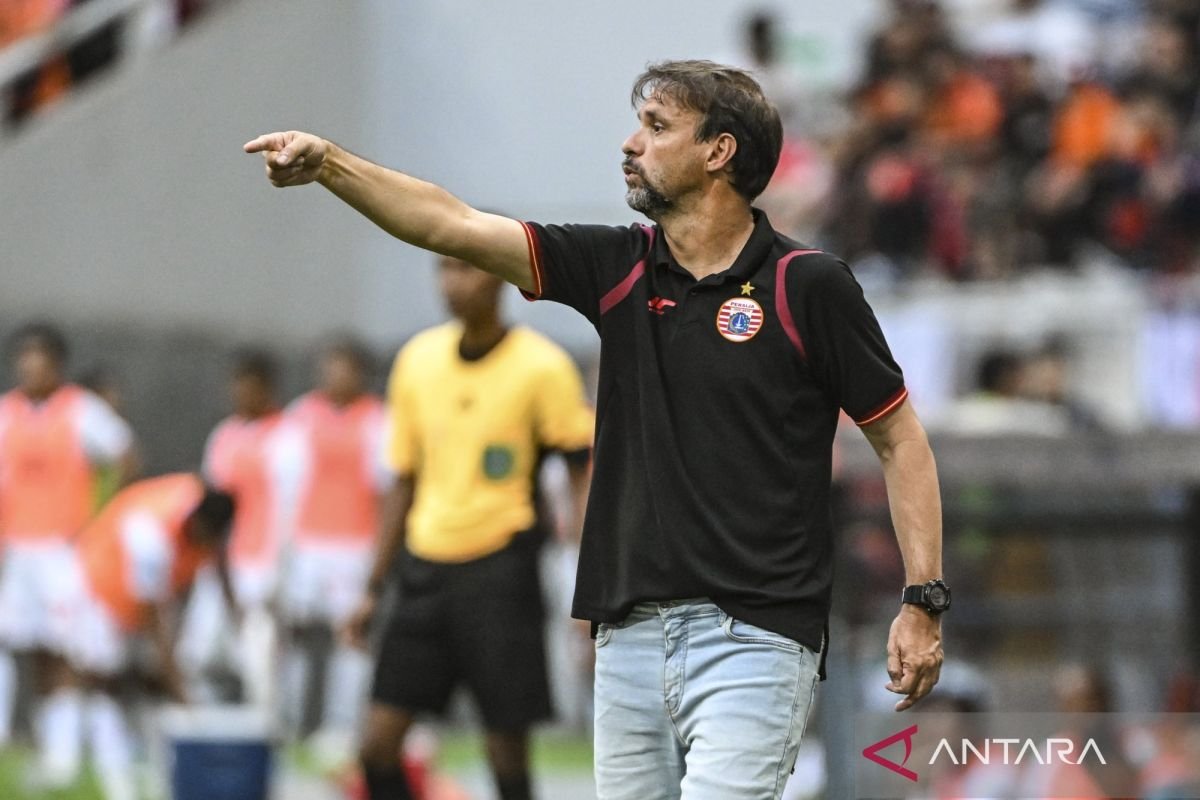 Souza dan Cardoso Menyesalkan Laga Lawan Dewa Tanpa Penonton